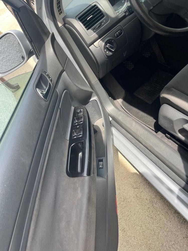 Golf 5 em bom estado