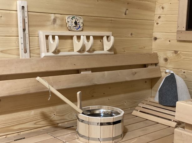 Wieszak drewniany do sauny  skladany Nowy