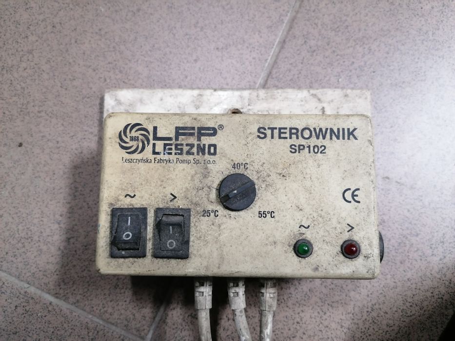 Sterownik centralnego ogrzewania LFP SP102 i pompa LFP typ PCOw 25/4