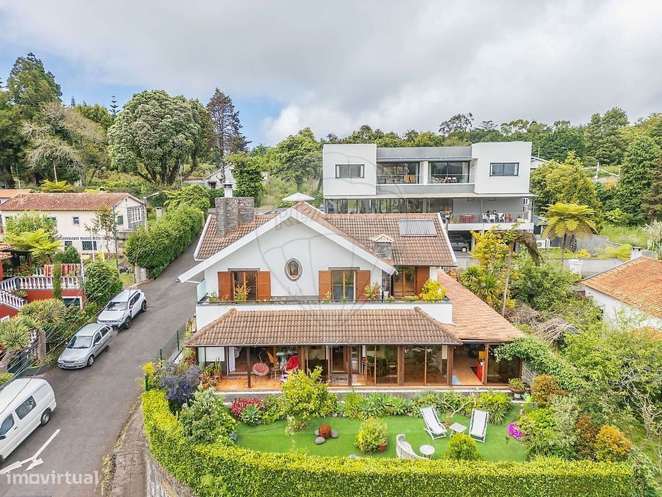 Moradia T4 para venda