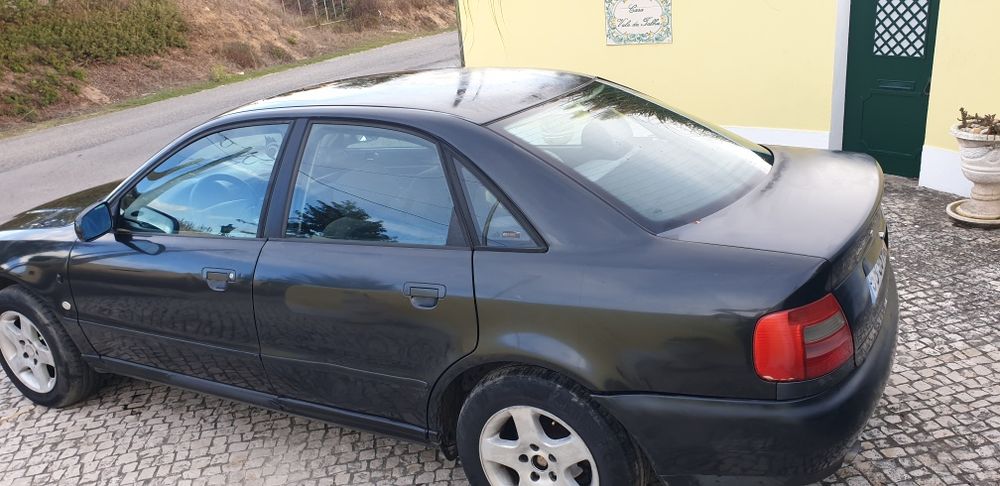 Audi A4 1.6i impecável valor negociável