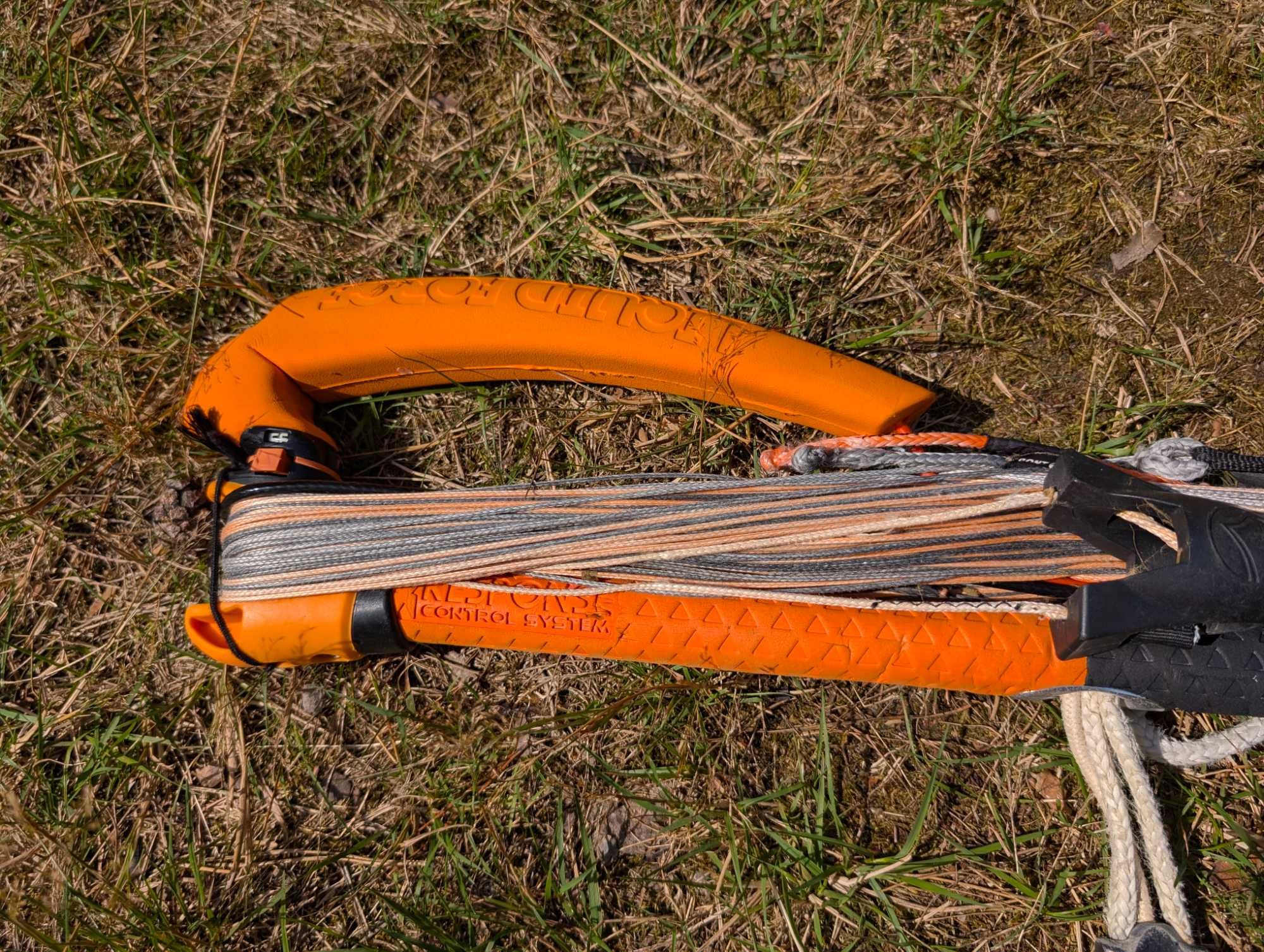 Bar Kitesurfingowy Liquid Force Response Bar | Z Przedłużkami
