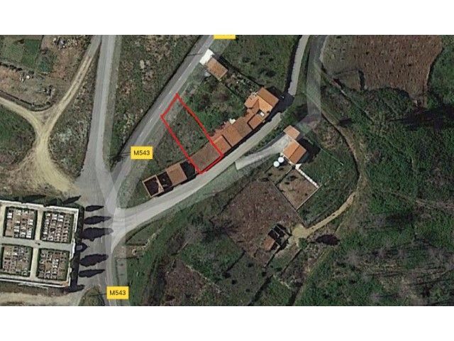 Garagem Dupla com Quintal - Cepos (Arganil)