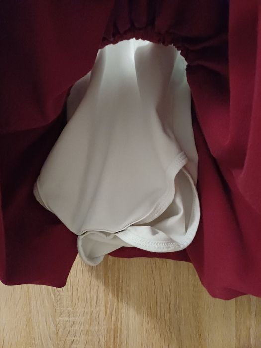 Body i spódniczka  na szelkach