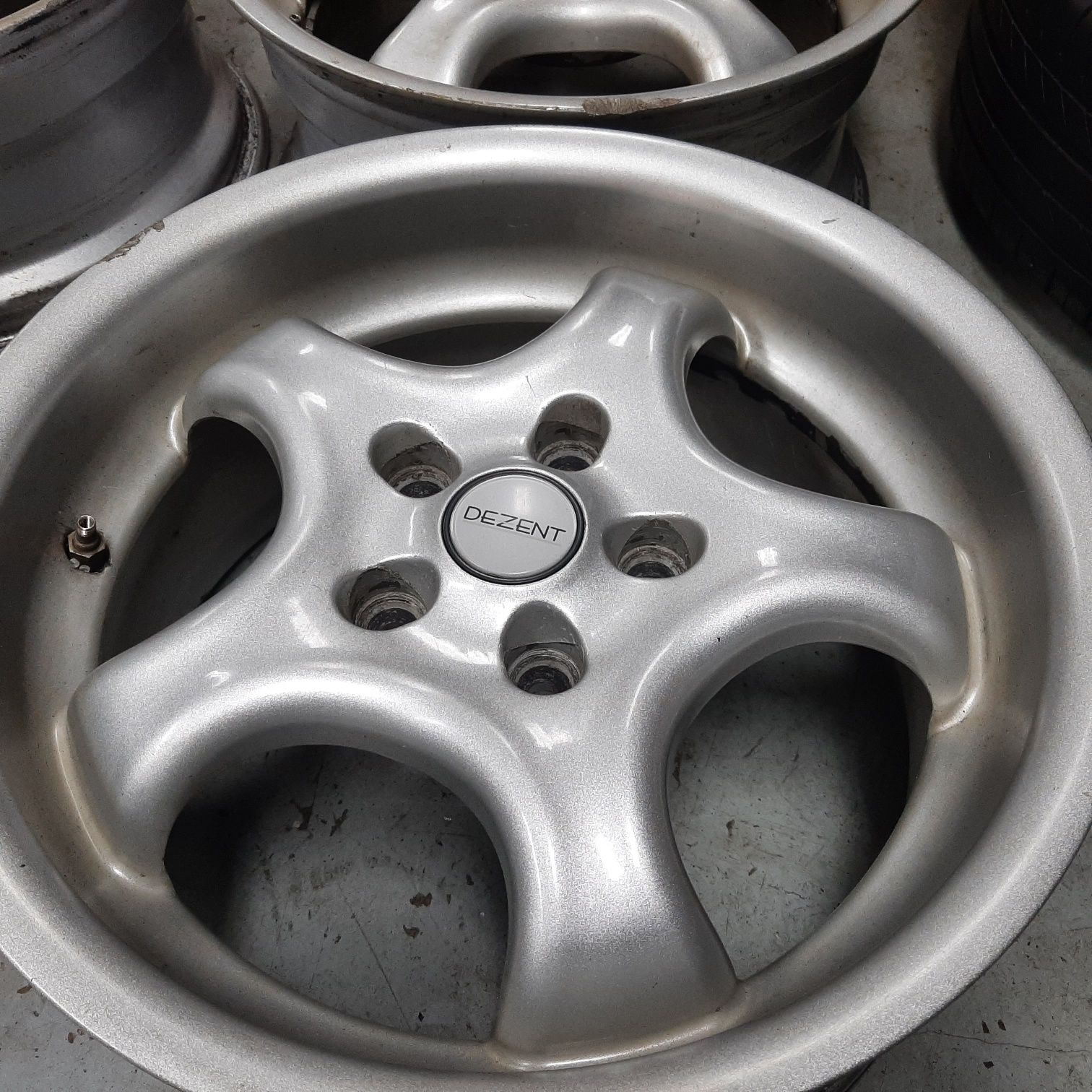 Felgi Aluminiowe R16 5x112 7.5J ET 35