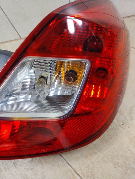 Opel Corsa D lampa prawy tył 5D Europa 06-14 wysyłka OLX wkład lampy