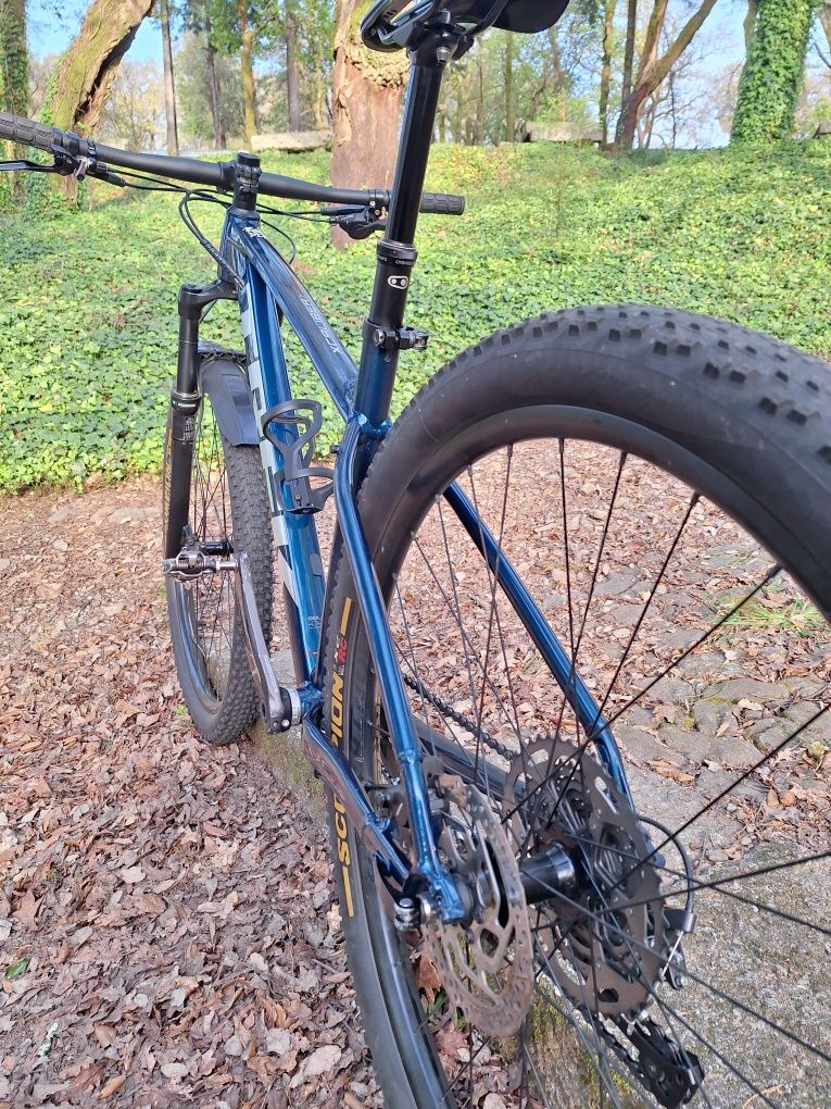 Trek X-Caliber 7