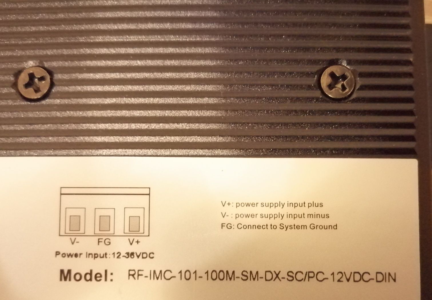 Media konwerter przemysłowy światłowód Ethernet rj45 scp RF-IMC-101-10