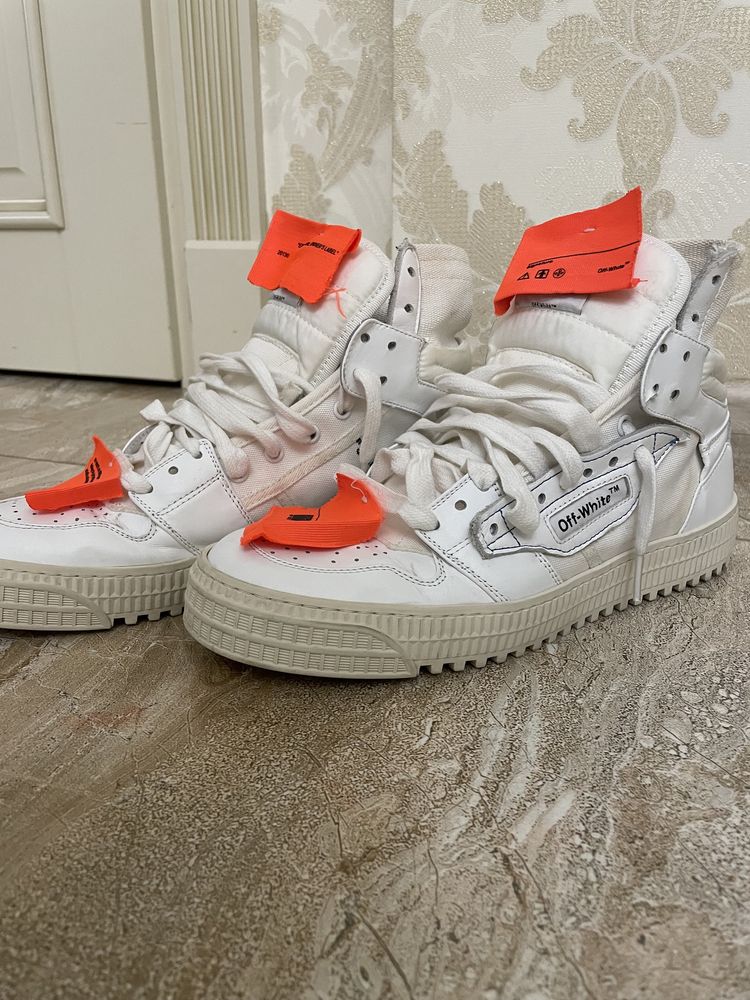 Продам Off white оригинал