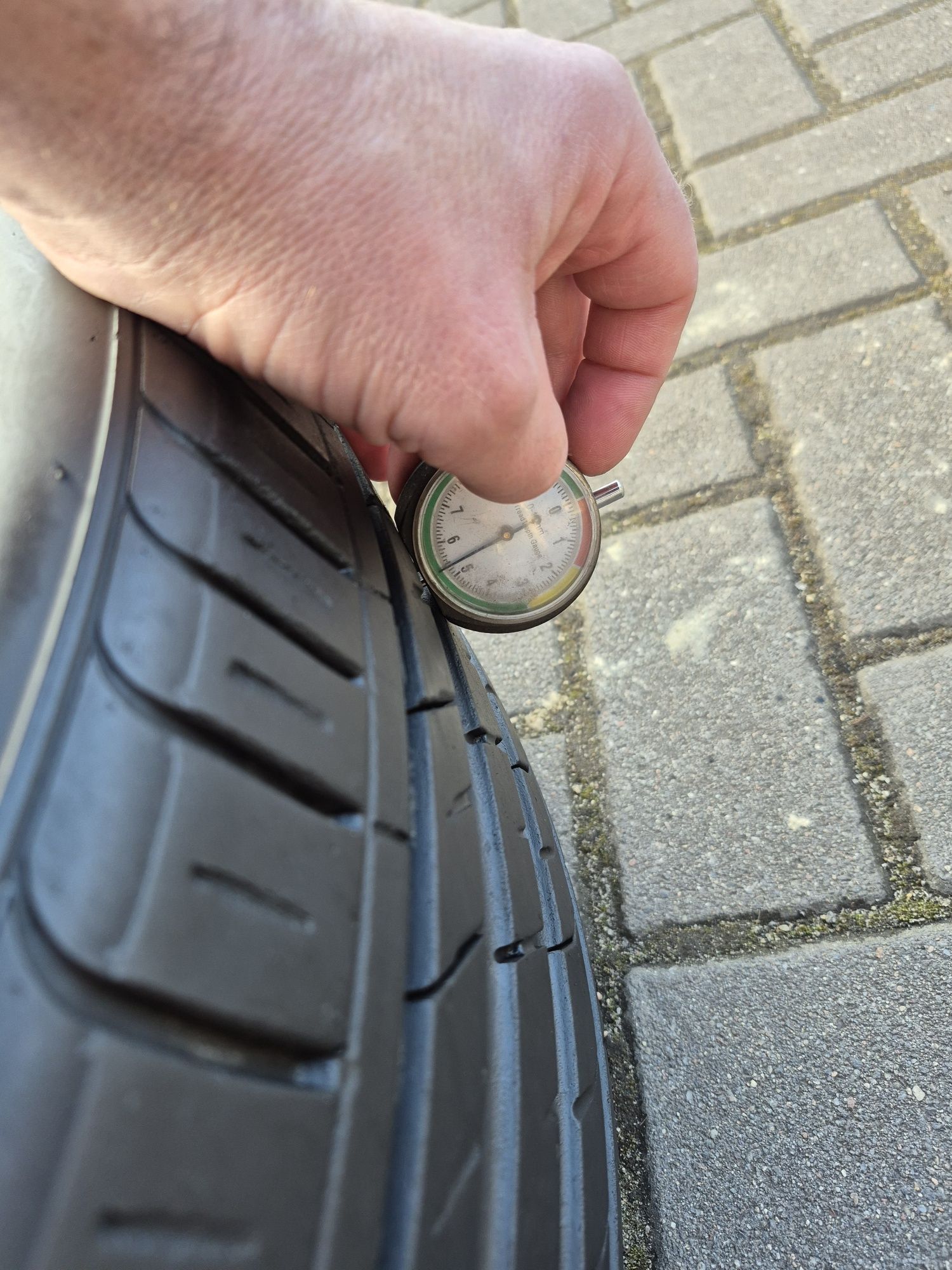 Opony Letnie 2 Sztuki NEXEN N Fera SU1 245/35 R20 Dot 19 5.5mm