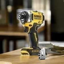 najmocniejsza zakrętarka na rynku dewalt 282nm samo urządzenie 3 l gw