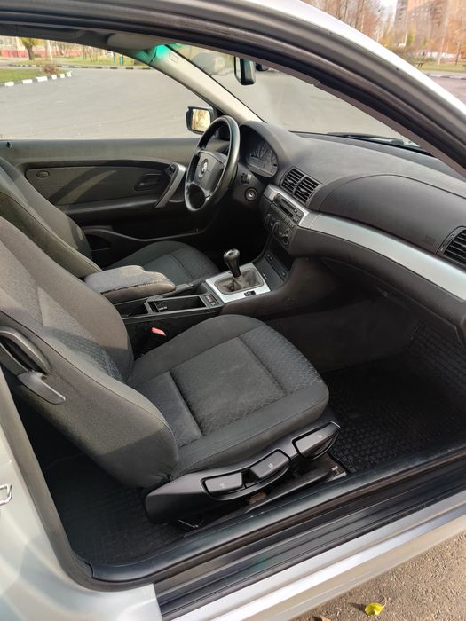 Продам обмен BMW e46 компакт 1.8 бенз.мех.