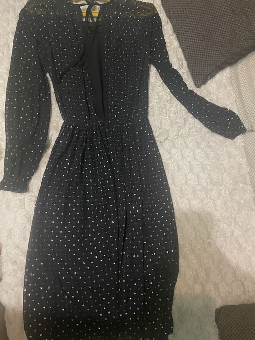 Вечірня сукня …..