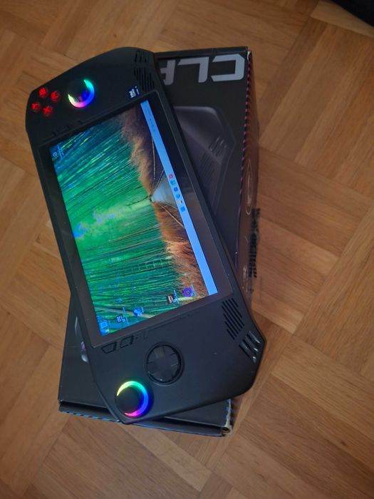 Konsola Msi claw ultra 7  zamienię