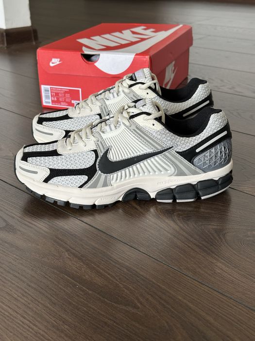 Оригінальні Кросівки Nike Air Zoom Vomero 5 Photon Dust Найки зум