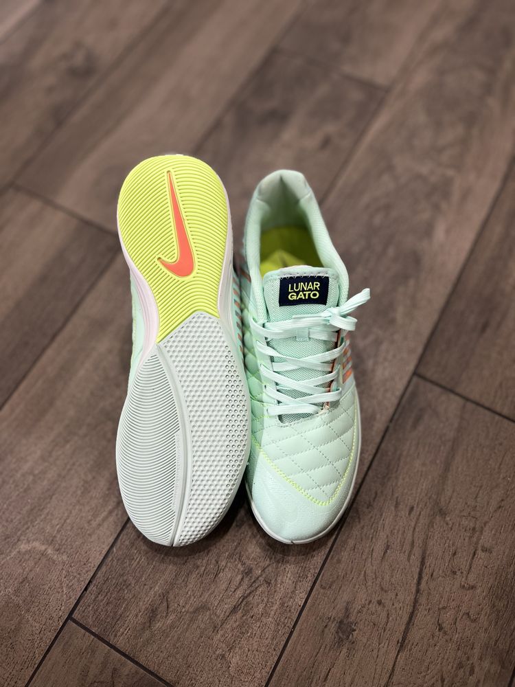 nike lunar gato бампи