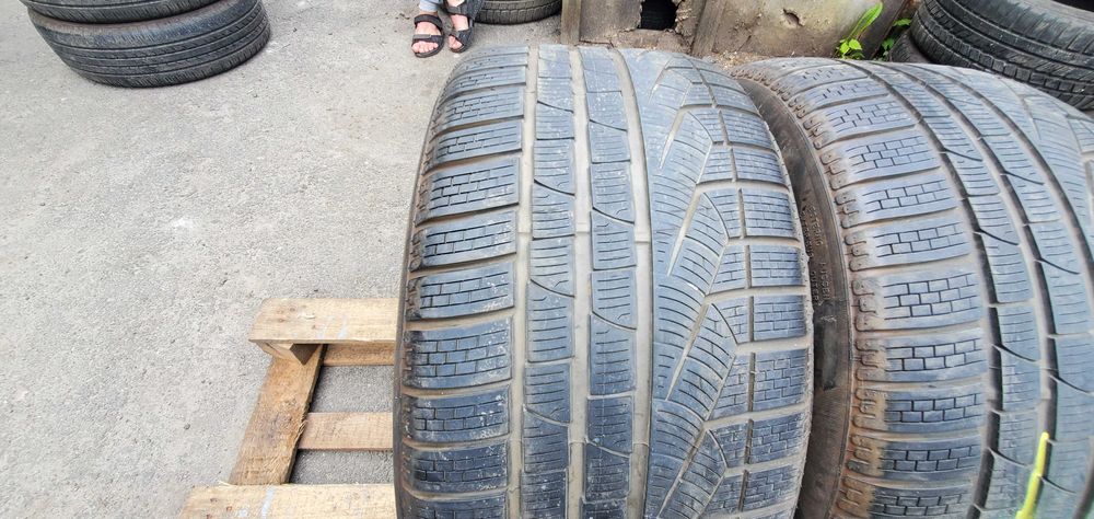 Зимові шини 265 40 R18 Pirelli SotoZero Winter 240 Germany 2шт