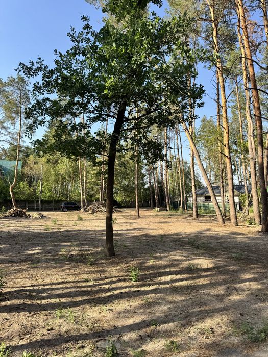 Продам участок рядом с рекой.