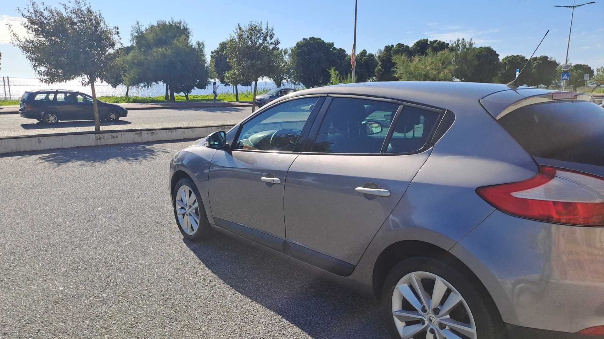 Renault Mégane 110cv 1.5 dCi Dynamique - Espinho [PARTICULAR]