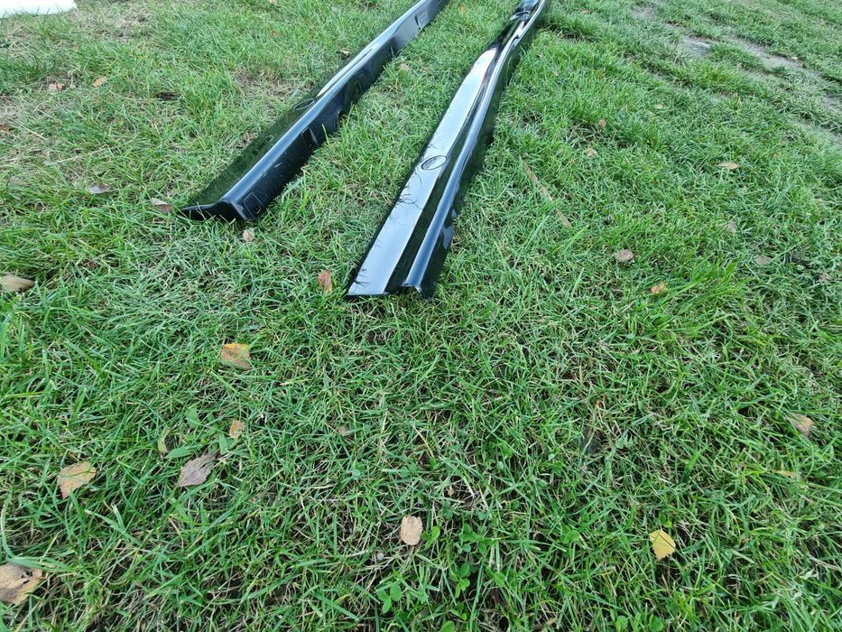 Nakładki na progi m-pakiet skręcane BMW e36 oryginalne