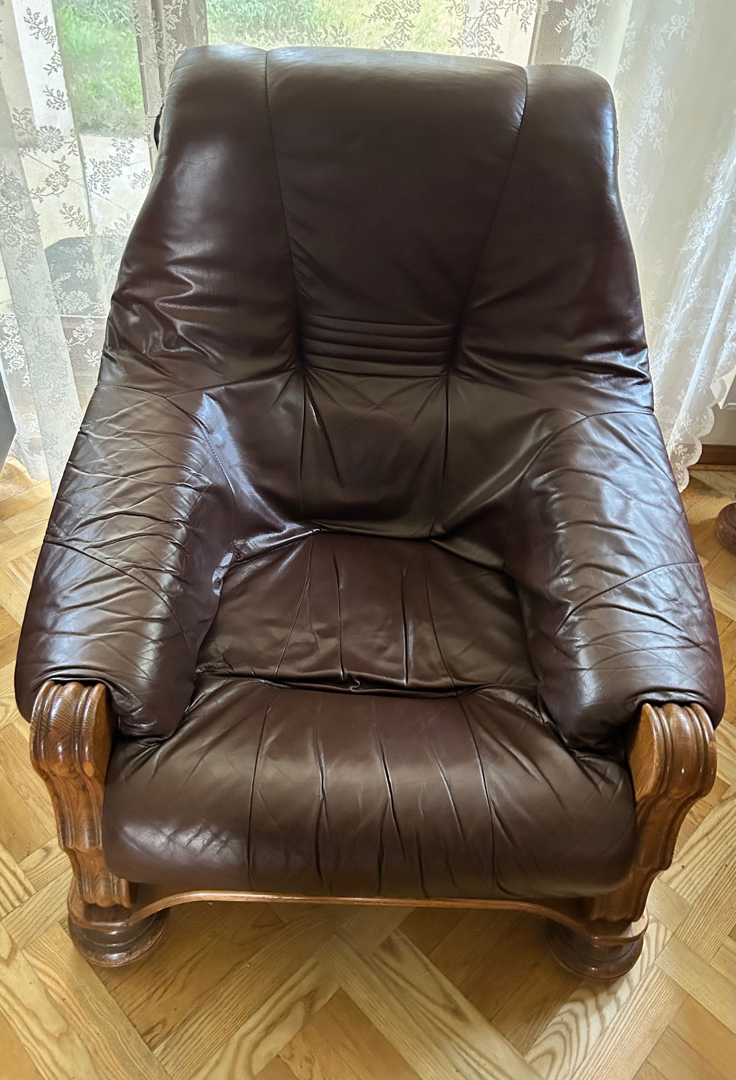 Skórzana sofa plus dwa fotele