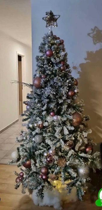 Choinka sztuczna ośnieżona  różne wysokości