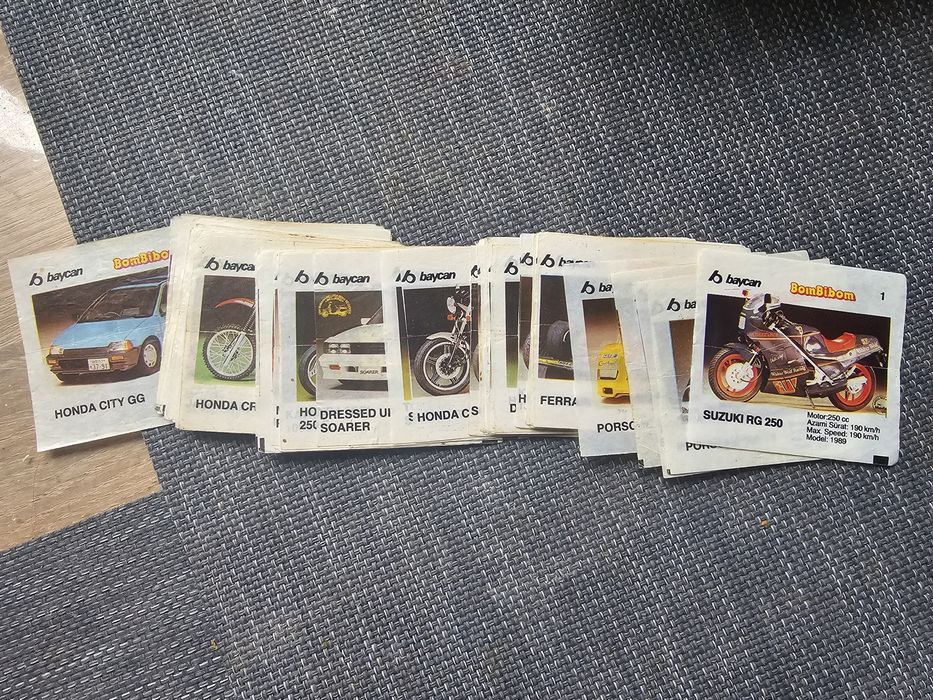 Повні колекції вкладишів turbo, bombibom і інші, також багато інших