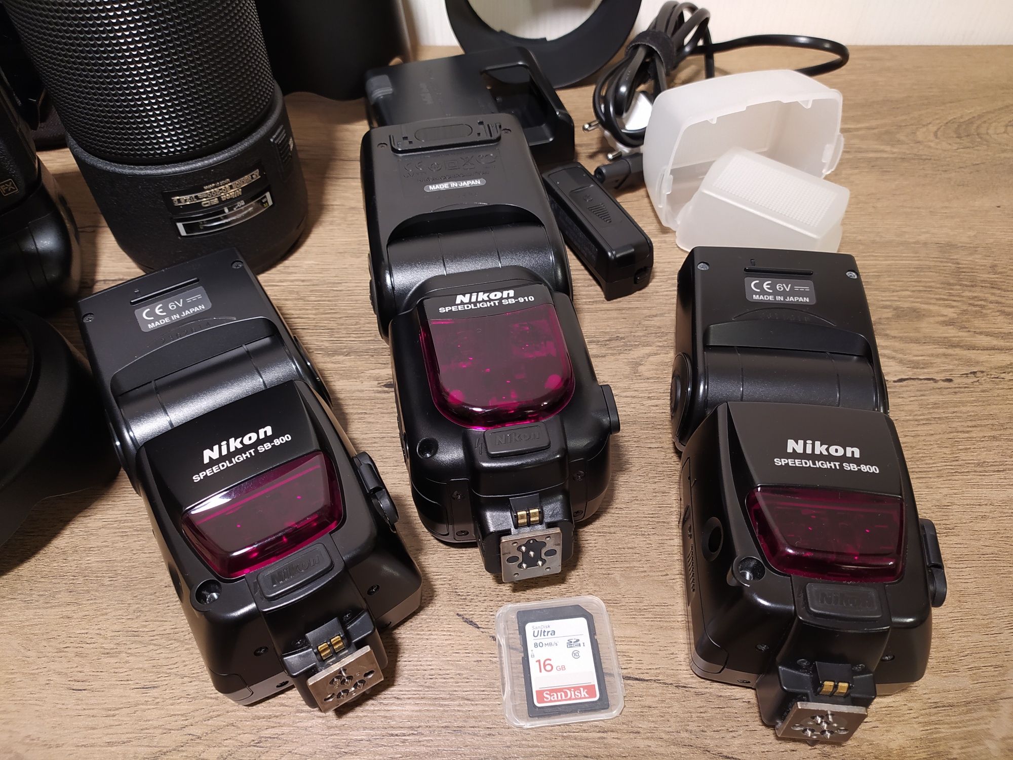 Продам комплект Nikon D610 / Nikkor 24-120 F4 / SB-910 / MB-D14 та інш