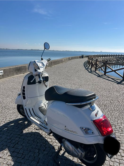 Vespa GTS 125 super