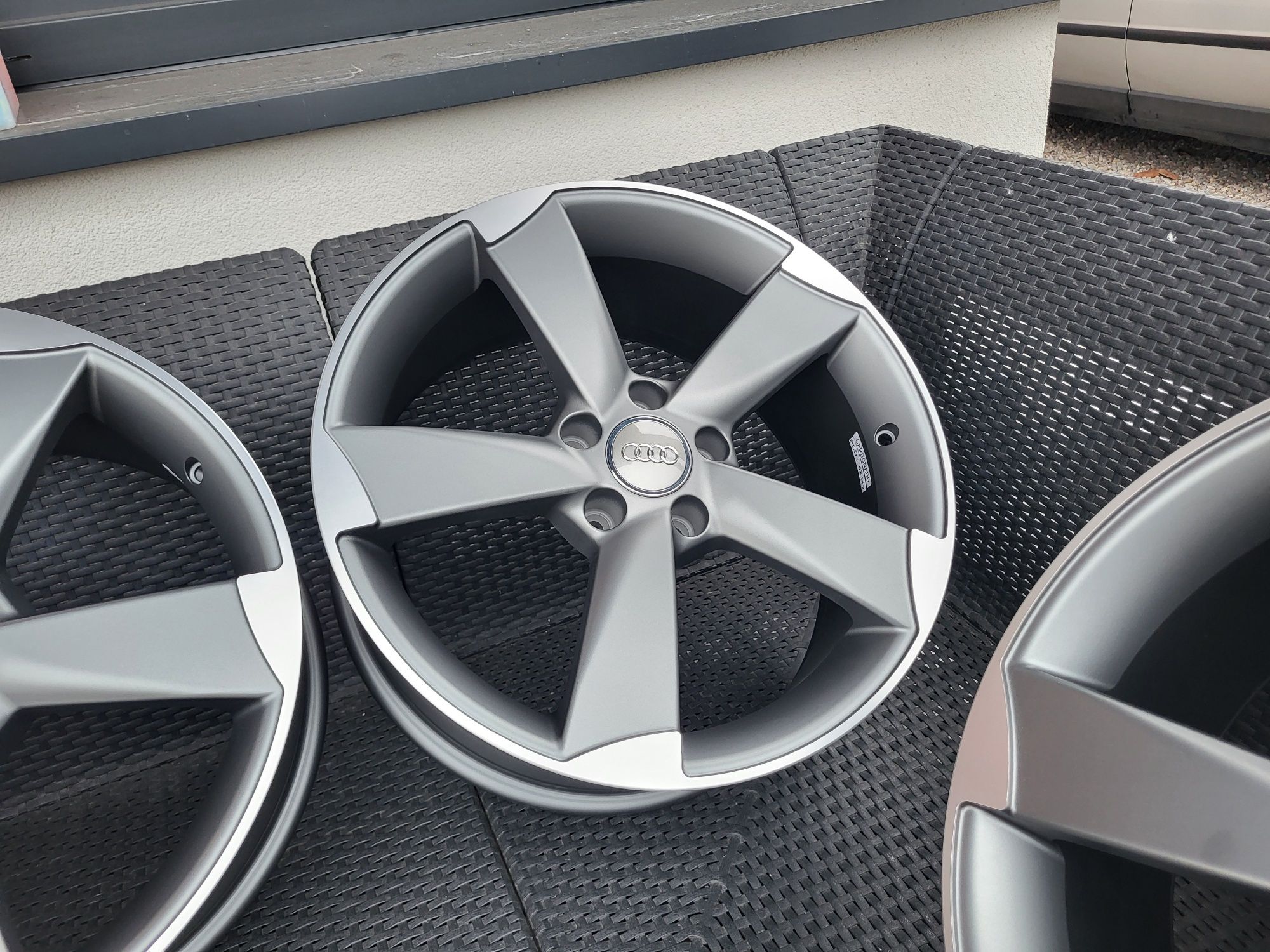 Alufelgi 18" 5x112 ET30 Audi A6 C7 A6 A4 B9 B8 B7 B6 A5 Q5 Q3 ROTOR !