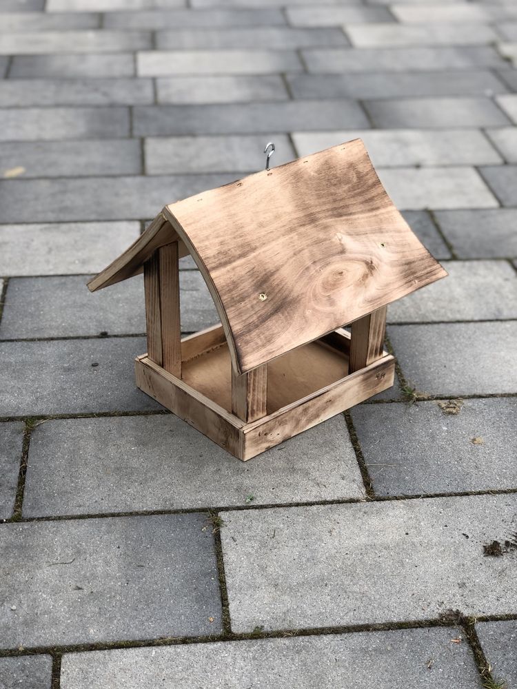 Karmnik domek budka dla ptaków drewniany opalane