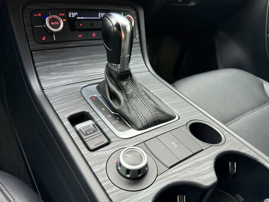 Volkswagen Touareg 3.0TDI 2014 Офіційний