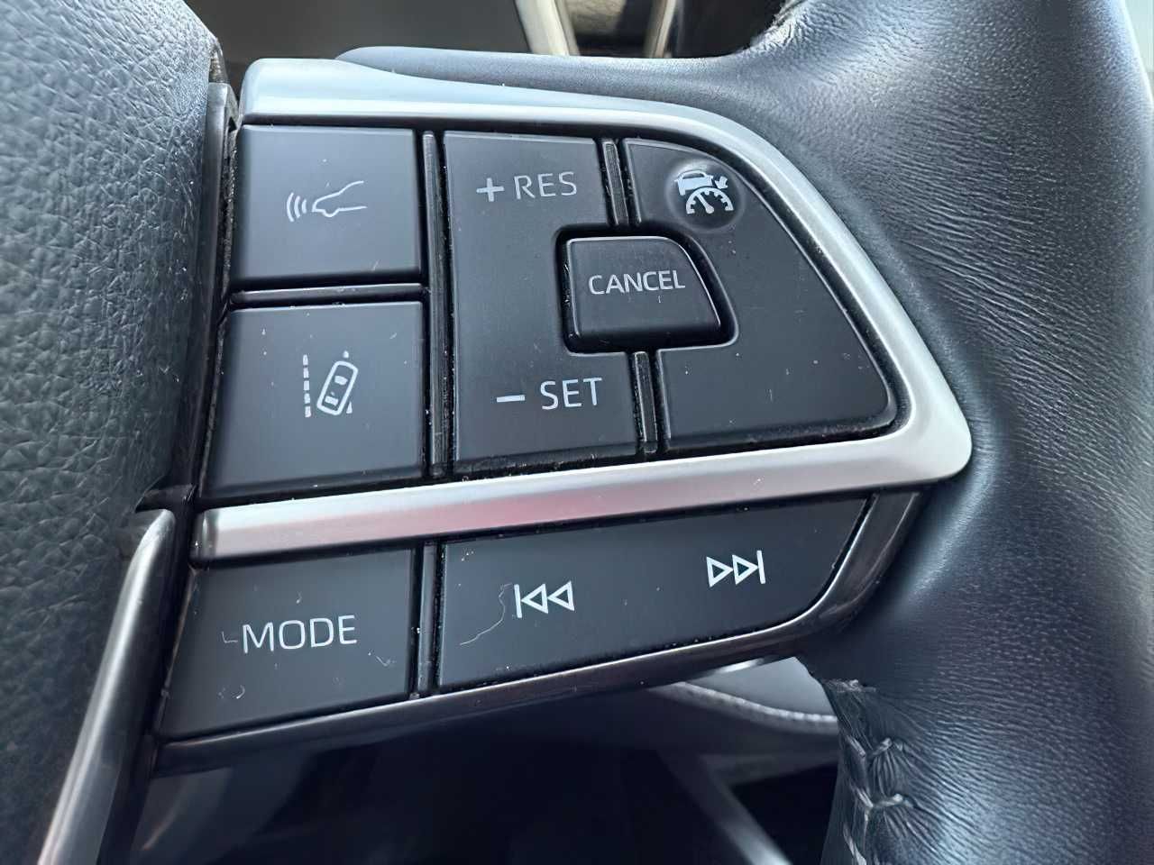 Toyota Highlander XLE 2022