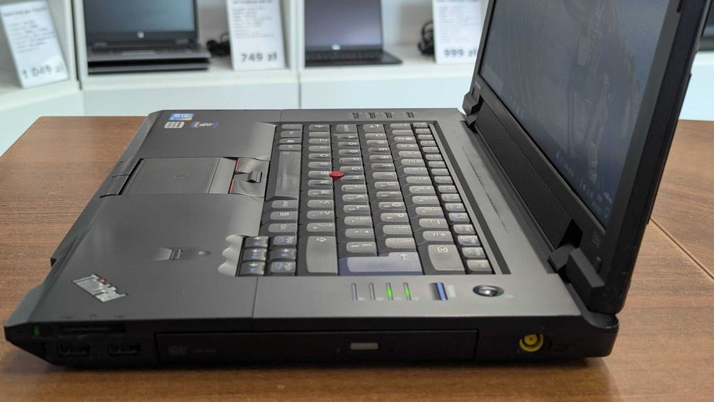 Tani Laptop 15" Lenovo ThinkPad L512 Intel i3 SSD Win10 DVD Kamera