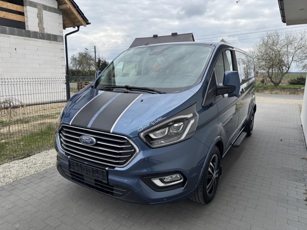 Ford tourneo custom