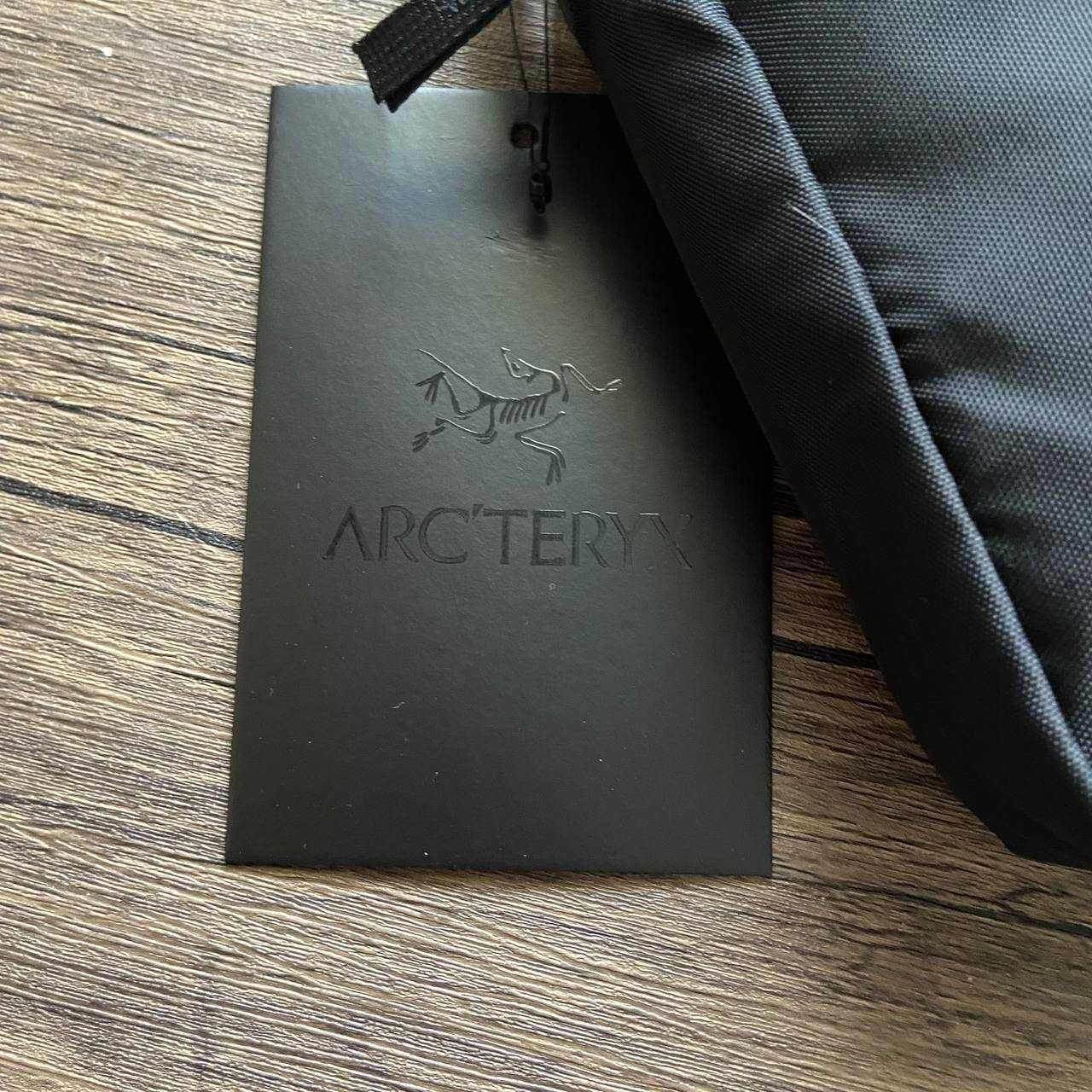Мужская сумка черная Arcteryx. Подростковая сумка мессенджер, бананка