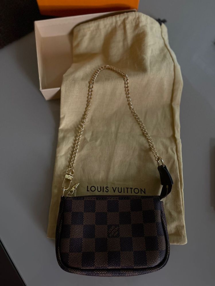 Сумка Louis Vuitton mini Pochette lv