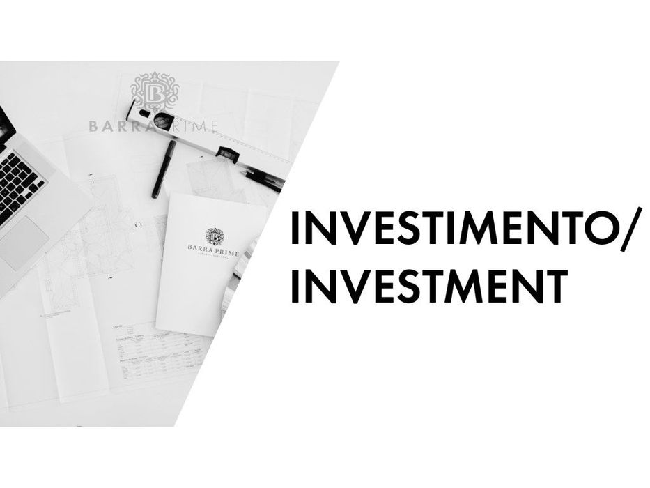 Armazém com 3 pisos em Boliqueime