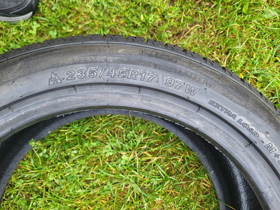 Nowe Goodride całoroczne wielosezon 2szt. 235/45/17