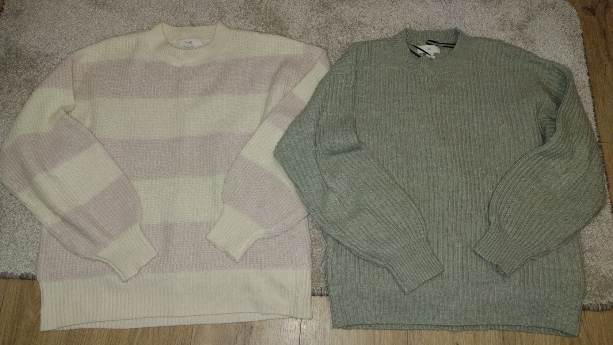 Dwa swetry sweter H&M rozmiar S super domieszką wełny
