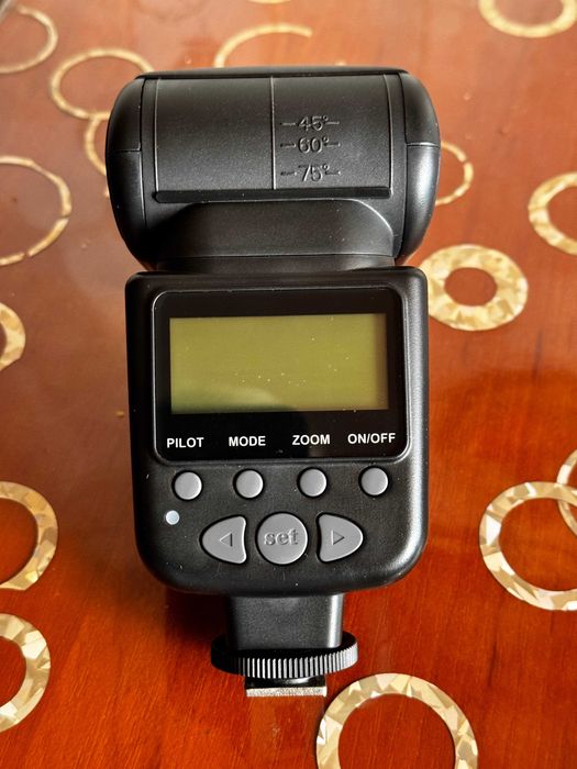 Фотоспалах MEIKE 950 Нікон