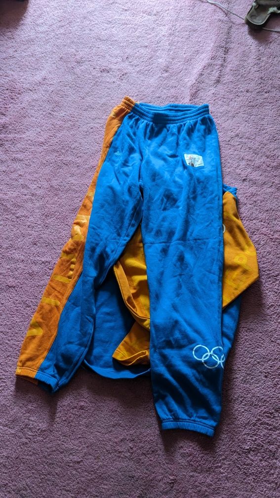 Новый спортивный ретро костюм Adidas Athens 2004 (Произведен в 2003)