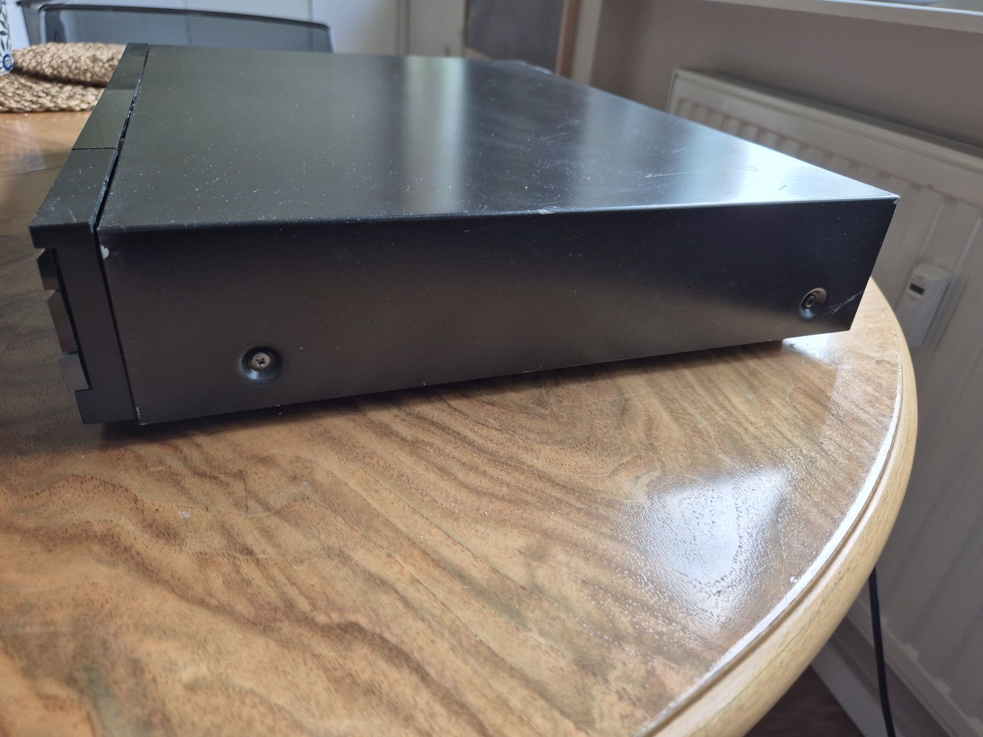 Grundig cd 8400 szuflada i wyswietlacz