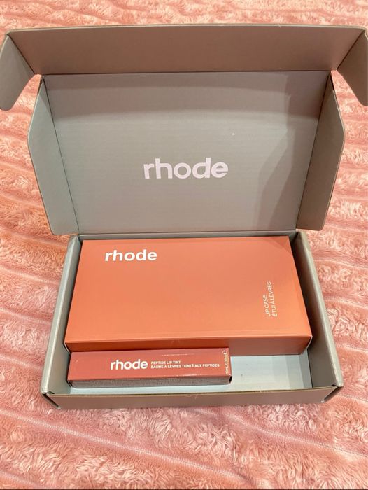 Чохли на 16 Pro Max нові