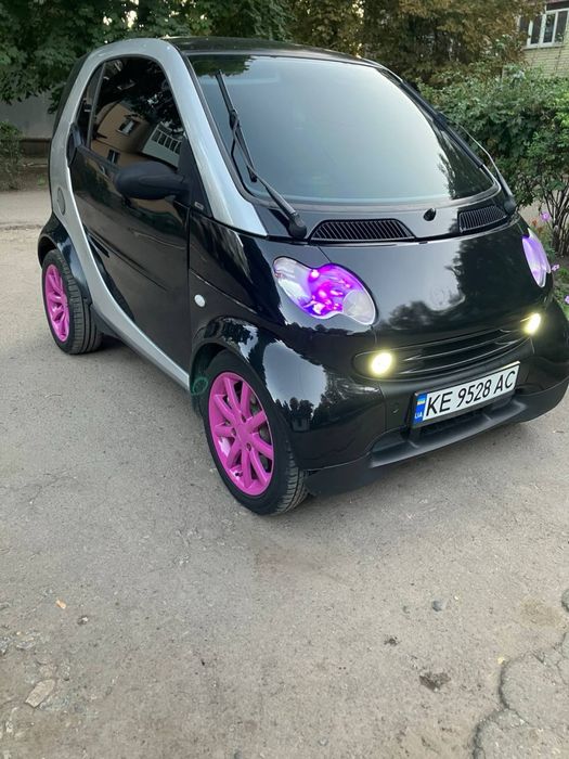 Автомобіль Smart ForTwo