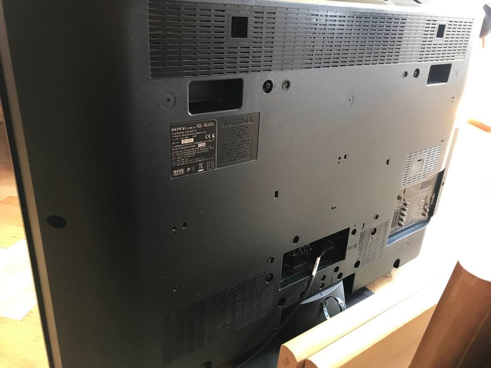 Телевізор Sony Bravia KDL-40L4000