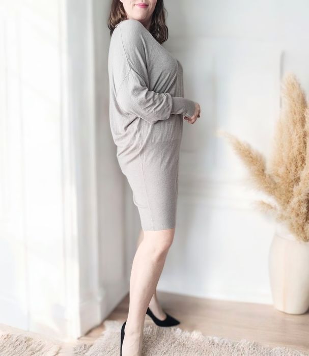 Beżowa dzianinowa sukienka wiskoza xl sweterkowa c&a