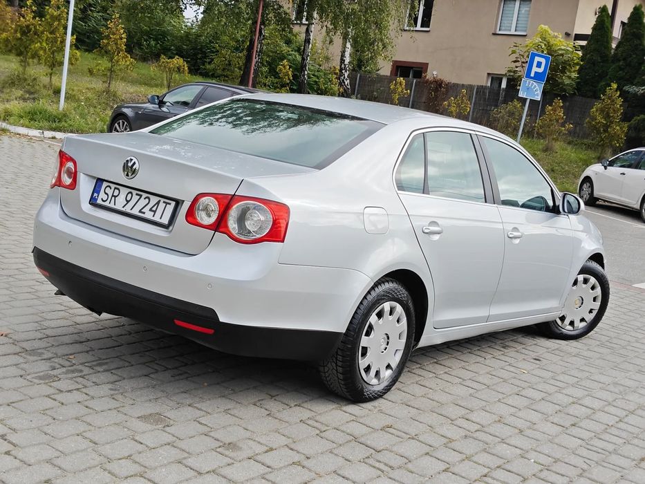 Volkswagen Jetta 1.6MPi 102KM * KLIMATRONIK * Welur * 2006r * Super Okazja * Sedan