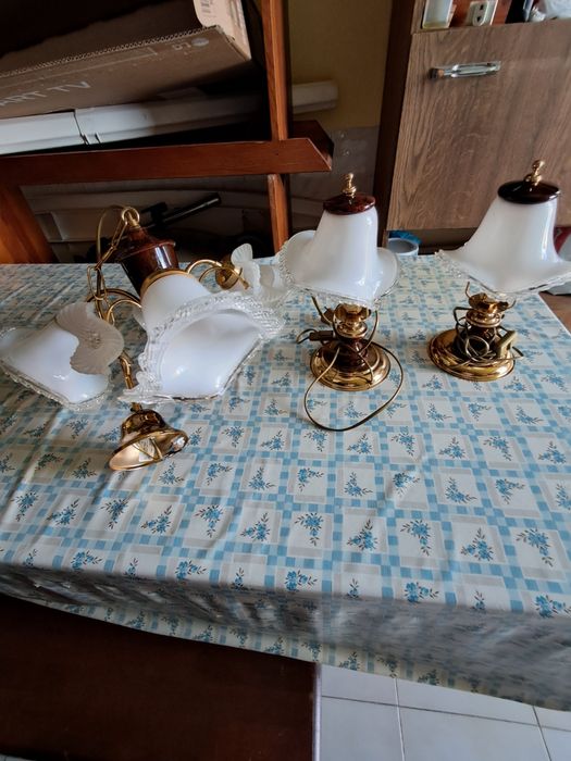 Conjunto  de candeeiros  de quarto  alta qualidade.