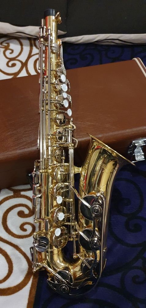 Saksofon YAMAHA Yas 23 instrument jak nowy.